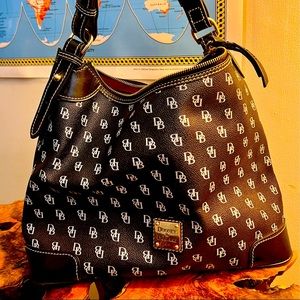 Dooney & Bourke shoulder bag.